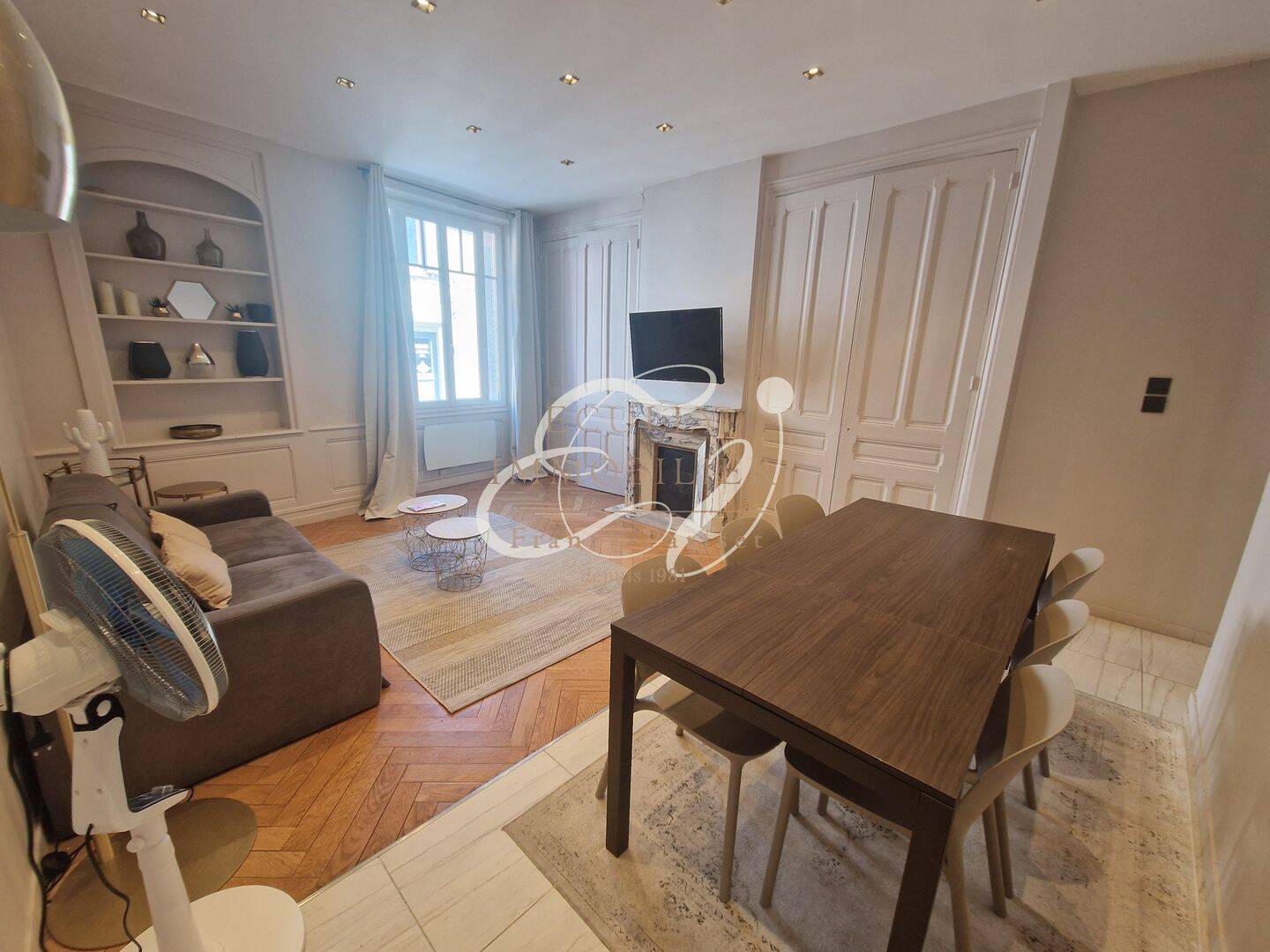 Appartement 3 pièces 72 m² · à Écully · 71,7 m² · 1 500 €