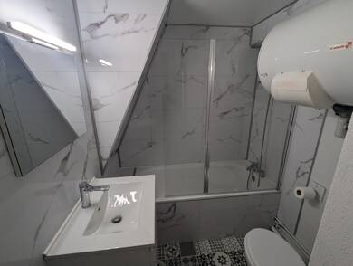 Appartement à louer 492 € 2 pièces 1 chambre 32 m² Étage 3/4 Puy-Saint-Vincent 05290