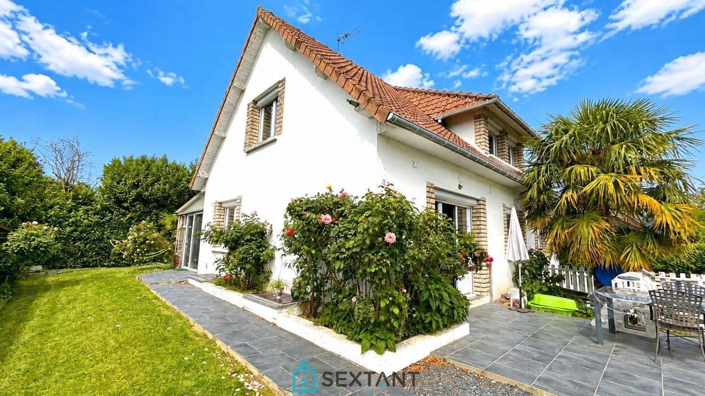 Maison 7 pièces 140 m² · à Pont-Audemer · 140 m² · 272 000 €