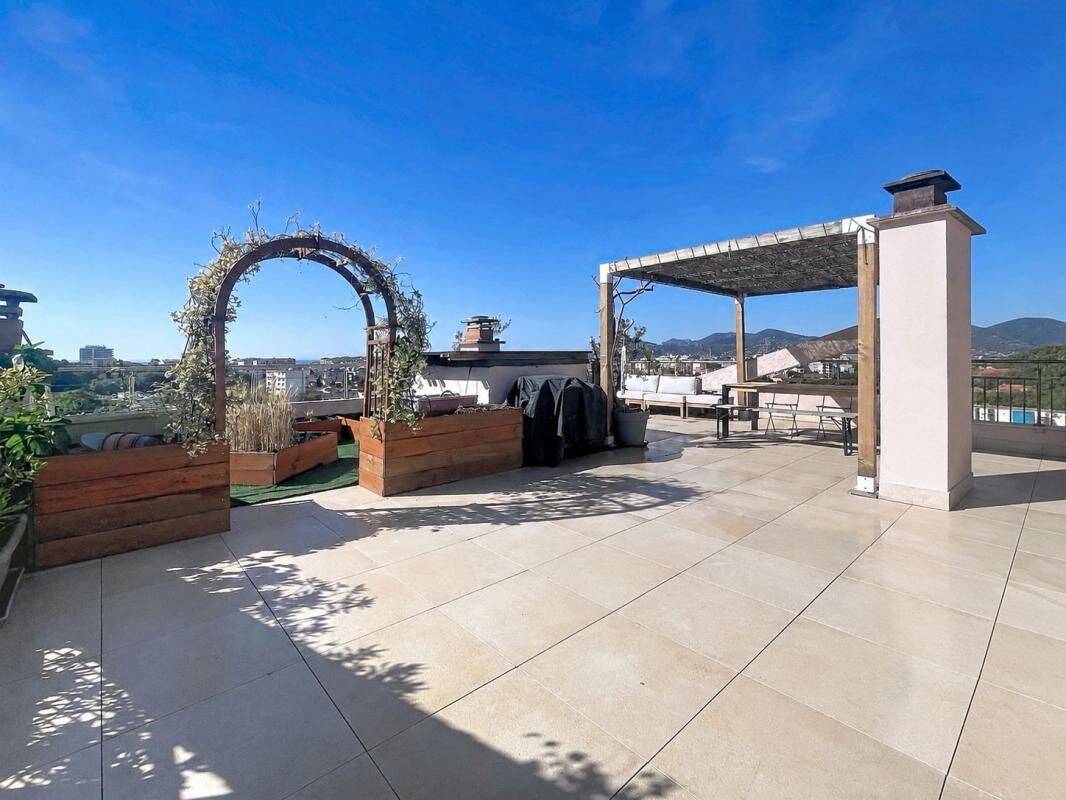 Appartement 3 pièces 65 m² · à Cannes · 65 m² · 370 000 €