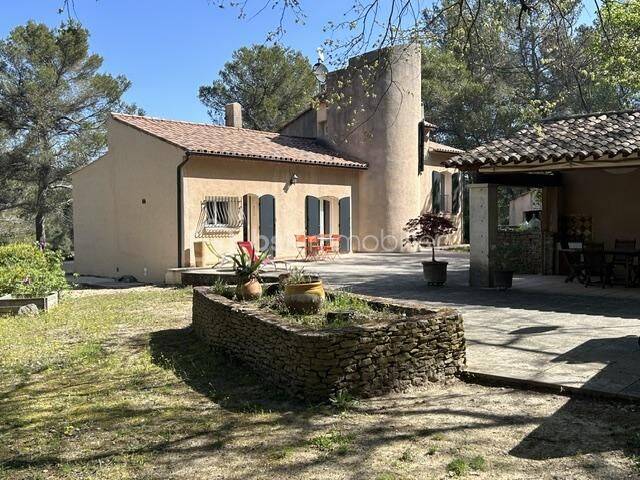 Maison 7 pièces 169 m² · à Simiane-Collongue · 168,5 m² · 780 000 €
