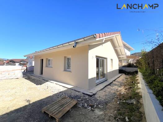 Maison de plain-pied à vendre 335 000 € 4 pièces 3 chambres 82,4 m² 362 m² de terrain Seyssel 74910