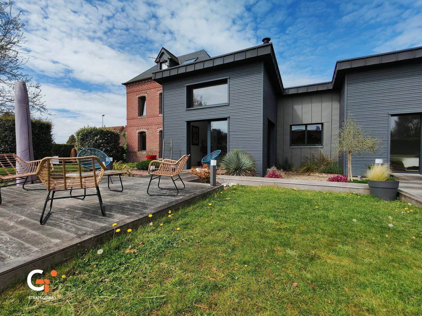 Maison 7 pièces 196 m² · à Houppeville · 196 m² · 580 000 €