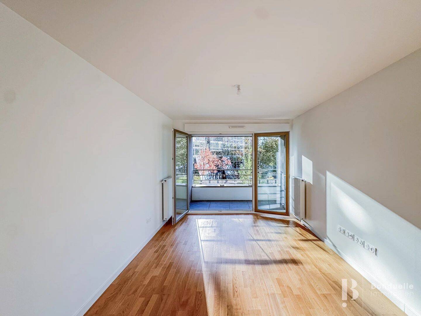 Appartement 3 pièces 57 m² · à Courbevoie · 57 m² · 1 381 €/mois