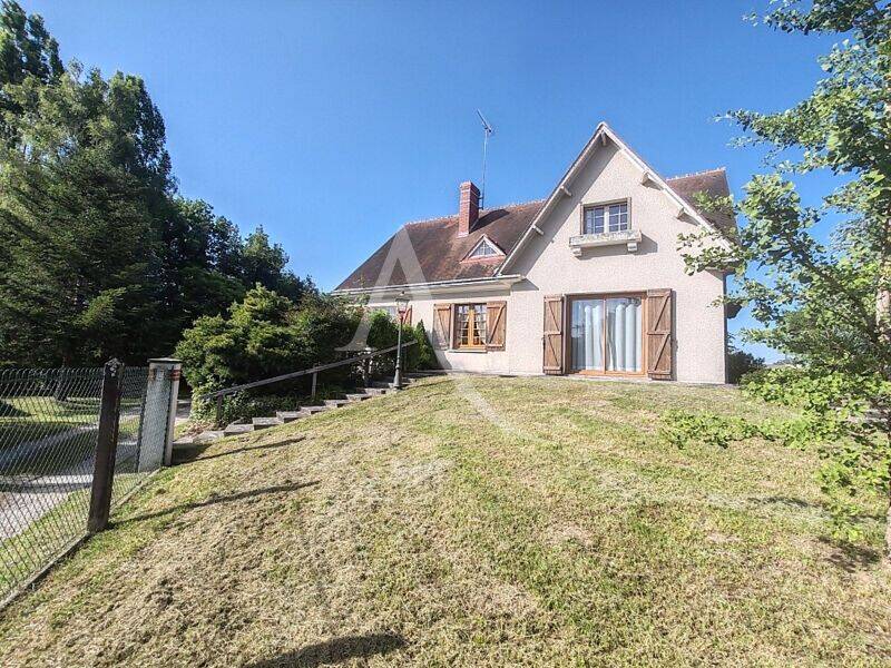 Maison 6 pièces 205 m² · à Chailles · 205 m² · 299 500 €