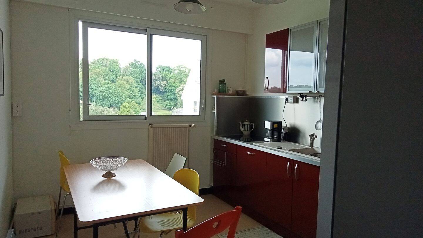 4 pièces 86 m² · à Lannion · 86 m² · 1 100 €
