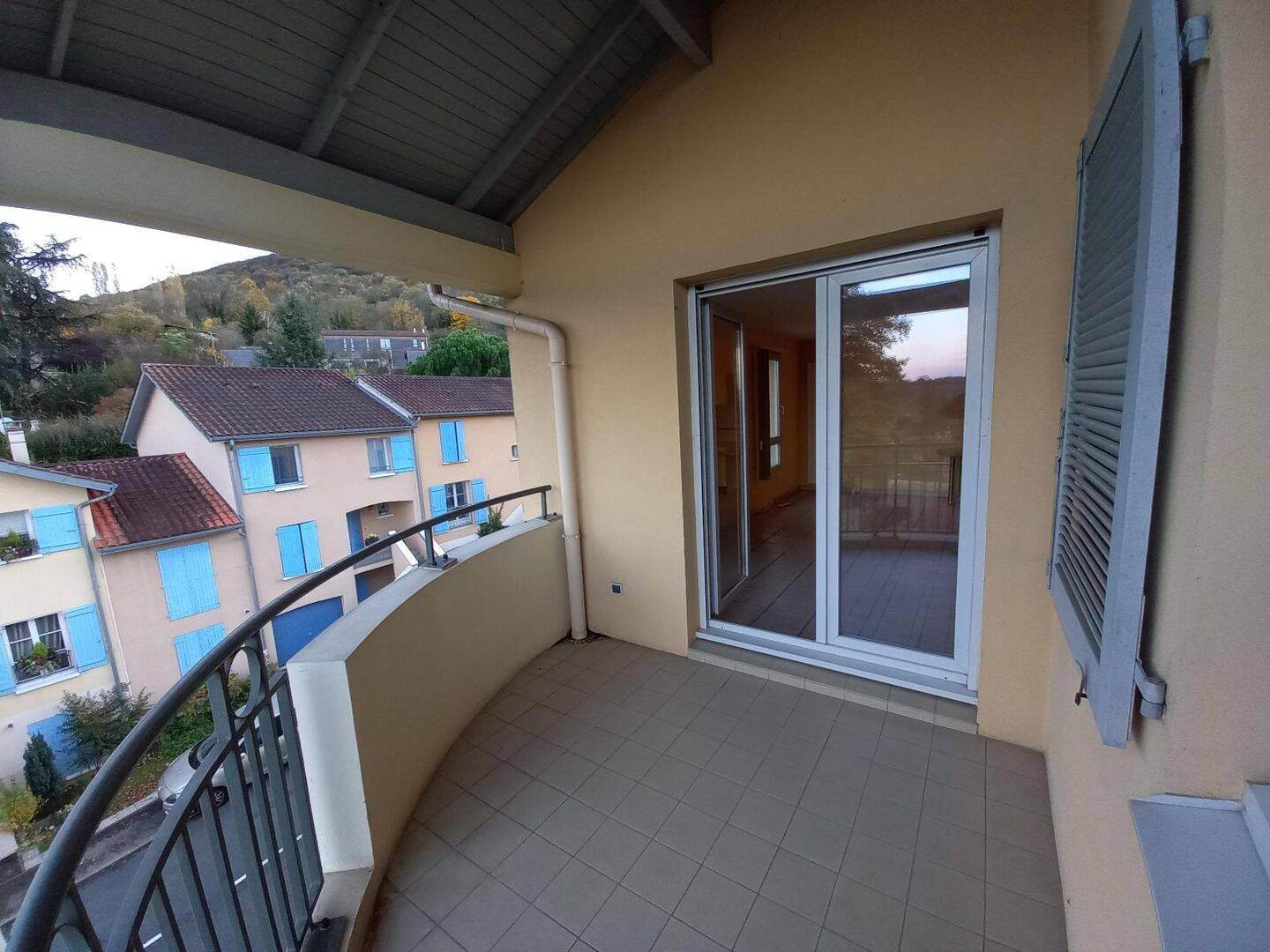Appartement 3 pièces 67 m² · à Saint-Romain-au-Mont-d'Or · 67 m² · 1 340 €/mois