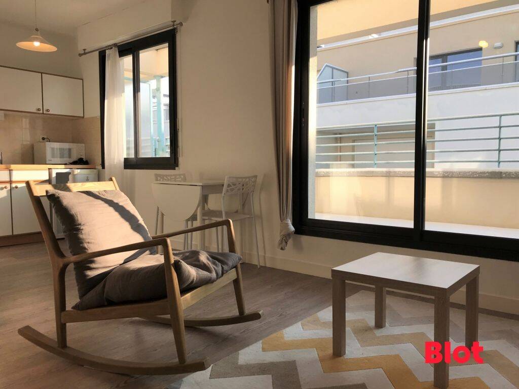Appartement 1 pièce 27 m² · à Rennes · 26,8 m² · 629 €