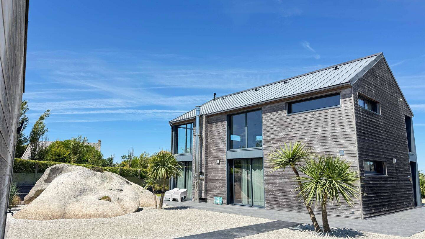 Maison 2 pièces 157 m² · à Kerlouan · 157 m² · 769 500 €