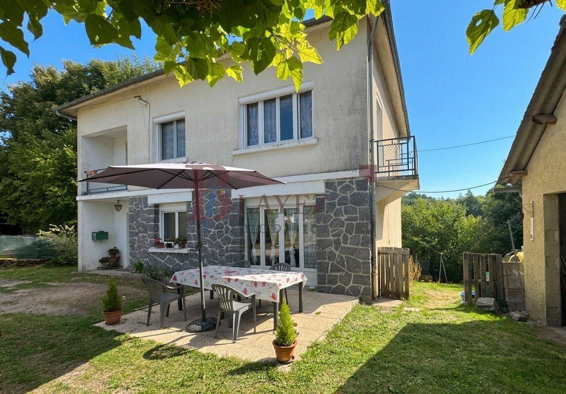 Maison 5 pièces 135 m² · à Corrèze · 134,8 m² · 118 000 €