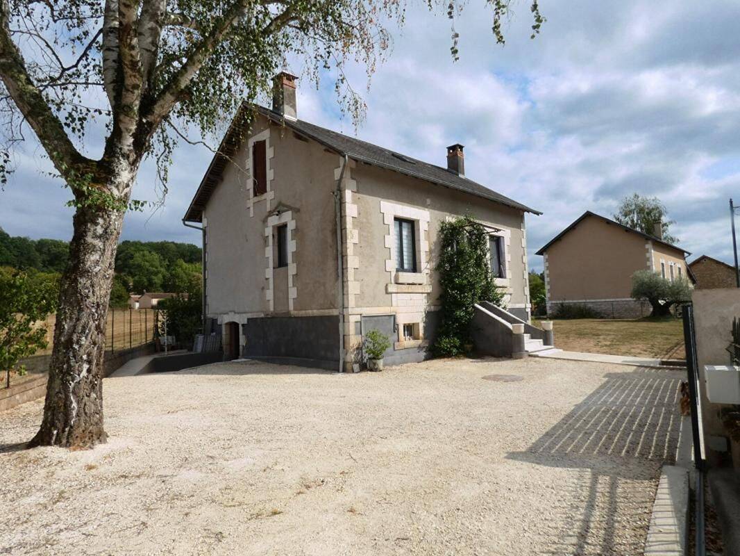 Maison 4 pièces 92 m² · à Cherveix-Cubas · 92 m² · 162 500 €