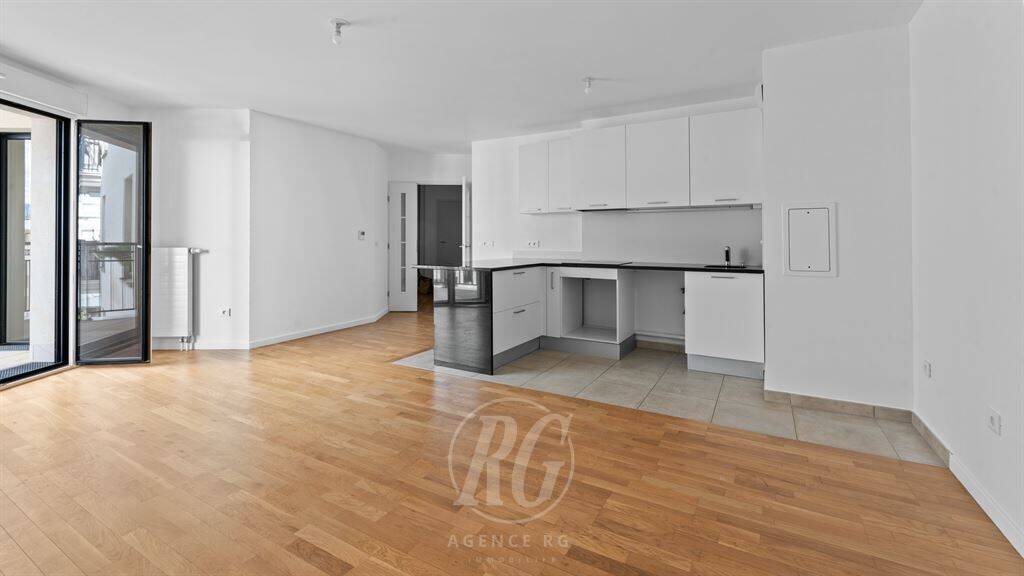 Appartement 3 pièces 70 m² · à Suresnes · 69,5 m² · 1 800 €/mois