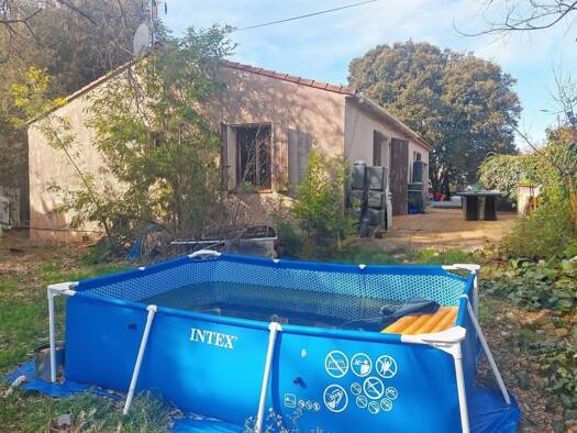 Maison de plain-pied à vendre 191 000 € 5 pièces 4 chambres 100 m² 1 133 m² de terrain Saint-Julien 83560