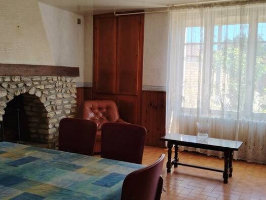 Maison à vendre 99 500 € 6 pièces 3 chambres 136 m² 3 034 m² de terrain Marnes 79600