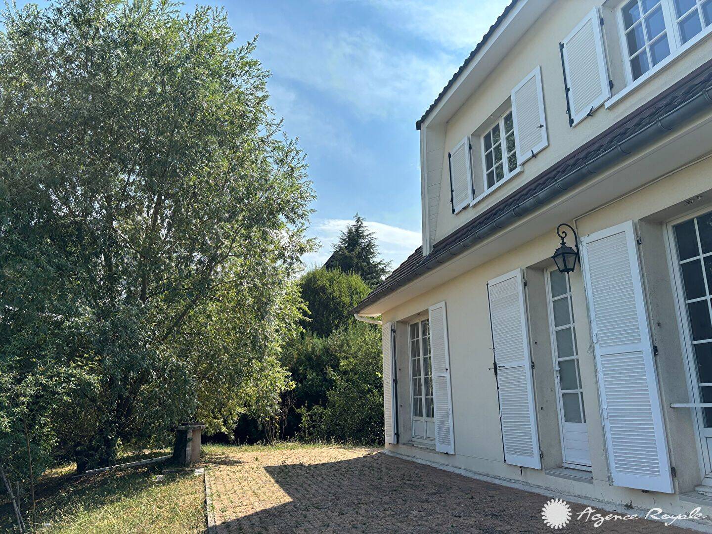 Maison 8 pièces 178 m² · à Saint-Germain-en-Laye · 178 m² · 1 180 000 €