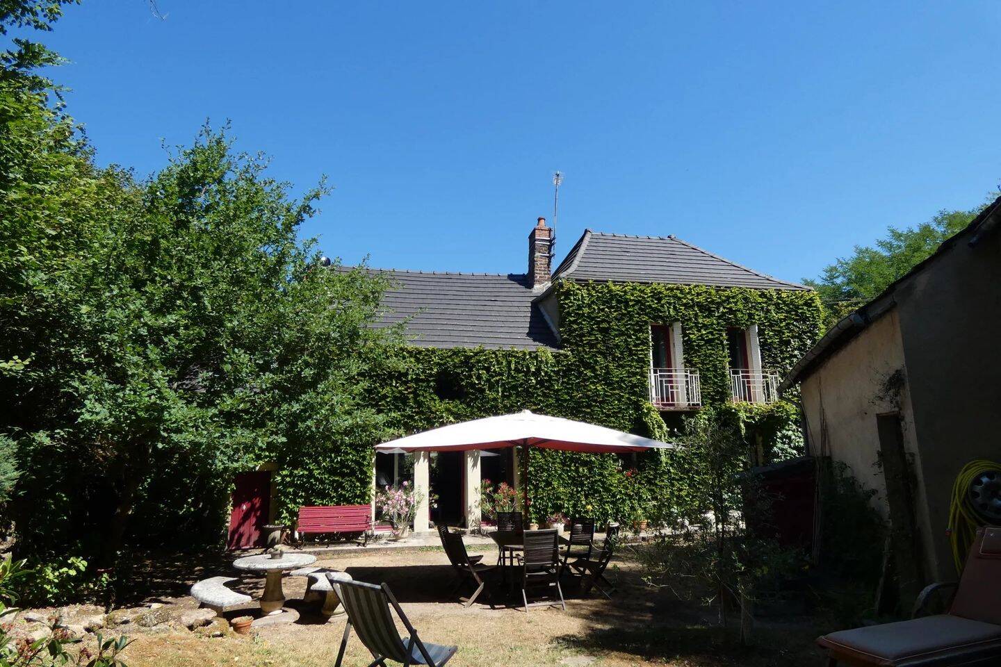 Maison 7 pièces 149 m² · à Le Creusot · 149,2 m² · 280 000 €