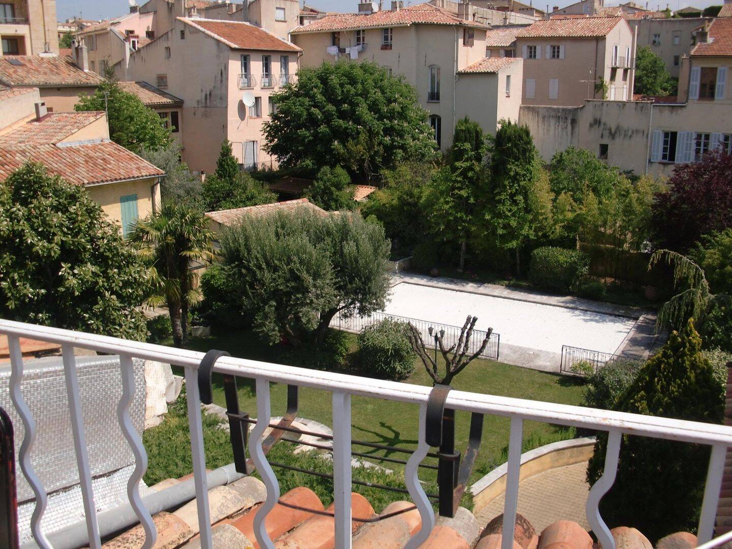 Appartement 1 pièce 23 m² · à Aix-en-Provence · 23 m² · 700 €