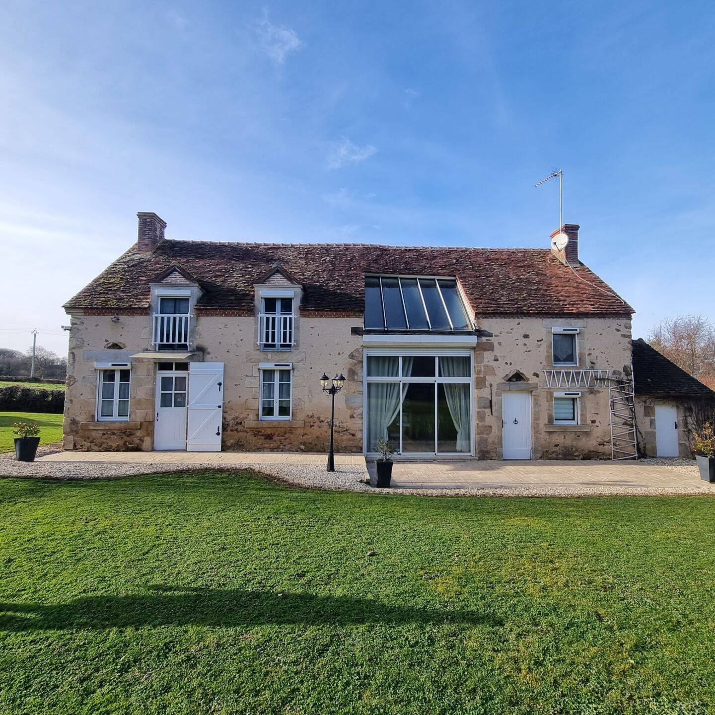 Maison 4 pièces 145 m² · à Briantes · 145 m² · 280 900 €