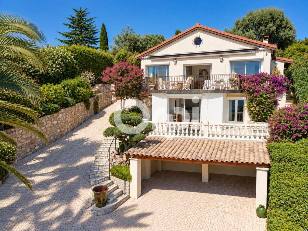 Maison 6 pièces 160 m² · à Mandelieu-la-Napoule · 160 m² · 1 395 000 €