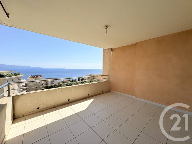 Appartement à louer 850 € 2 pièces 1 chambre 50 m² 4ème étage Ajaccio 20000