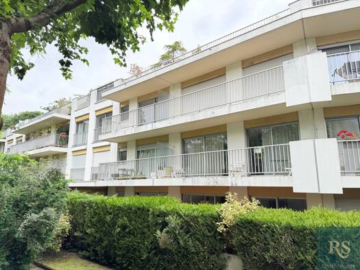 Appartement à vendre 341 000 € 3 pièces 2 chambres 65,4 m² Étage 2/3 Châtenay-Malabry 92290