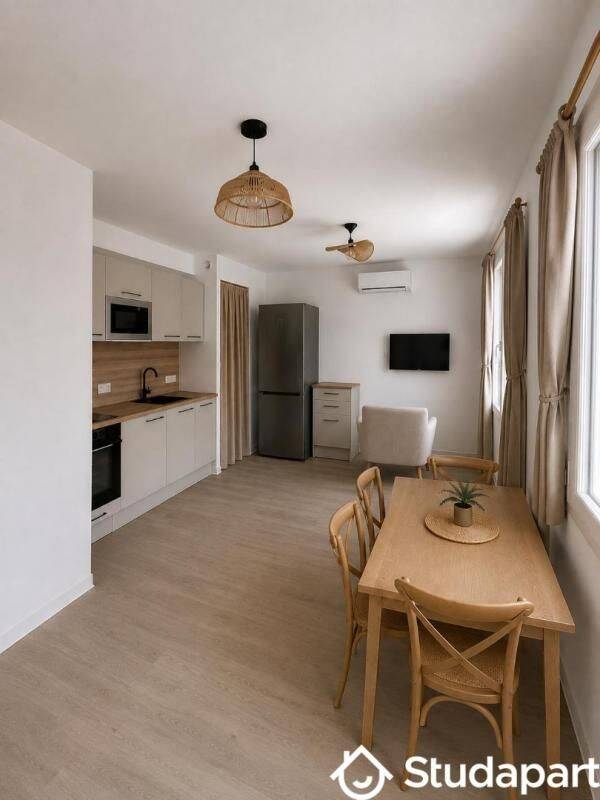 1 pièce 10 m² · à La Garde · 10 m² · 490 €/mois