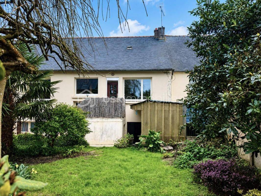 Maison 6 pièces 174 m² · à Le Mené · 174 m² · 149 900 €