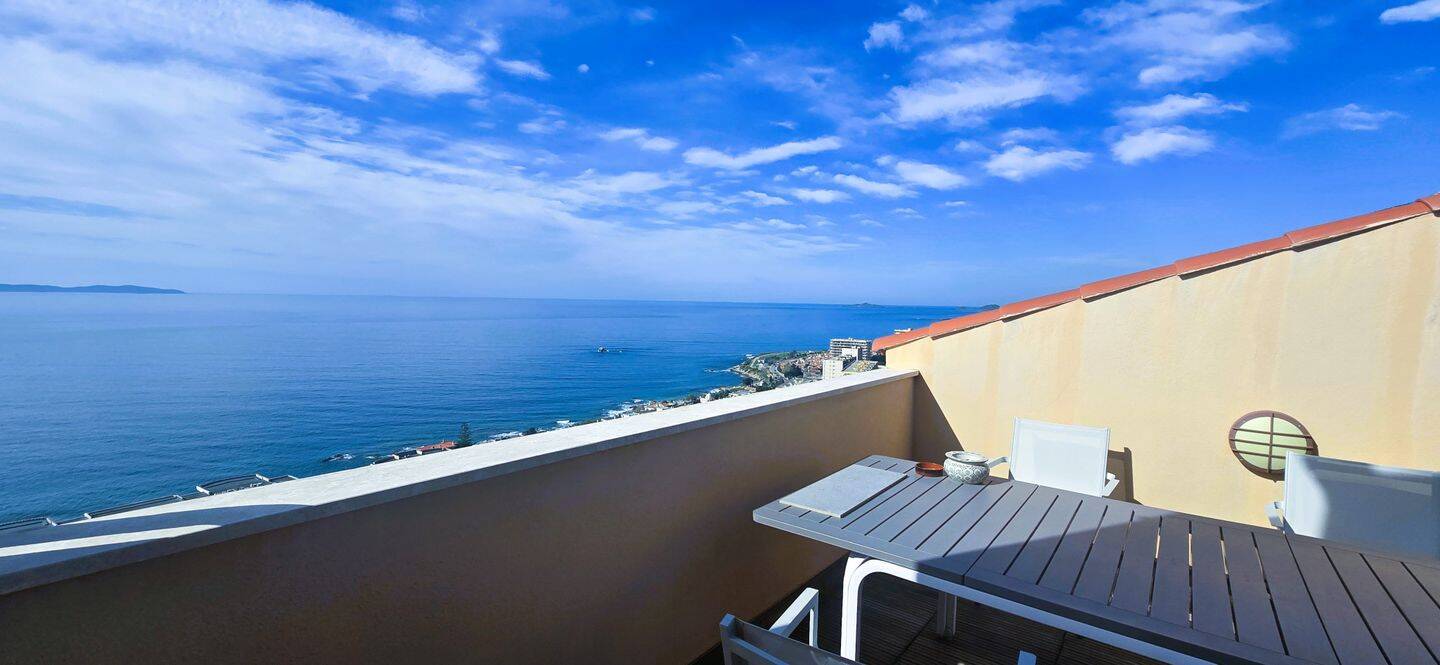 Appartement 6 pièces 126 m² · à Ajaccio · 125,7 m² · 960 000 €