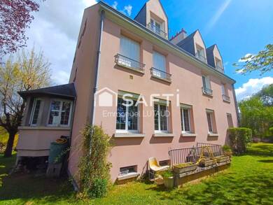 Hôtel particulier à vendre 362 000 € 11 pièces 7 chambres 355 m² 1 250 m² de terrain La Ville-Aux-Clercs 41160