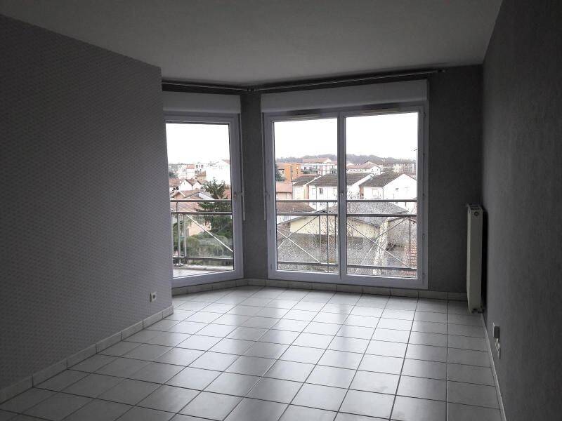 Appartement 3 pièces 62 m² · à Décines-Charpieu · 62 m² · 960 €/mois