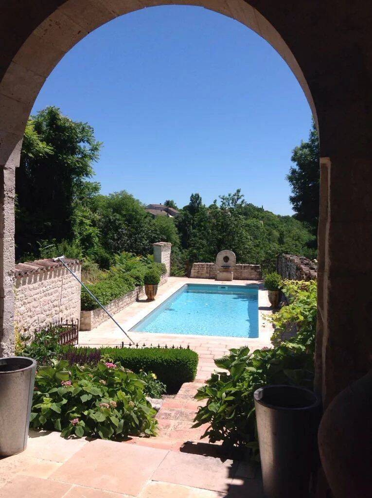 Maison 10 pièces 430 m² · à Castelnau-Montratier · 430 m² · 725 000 €