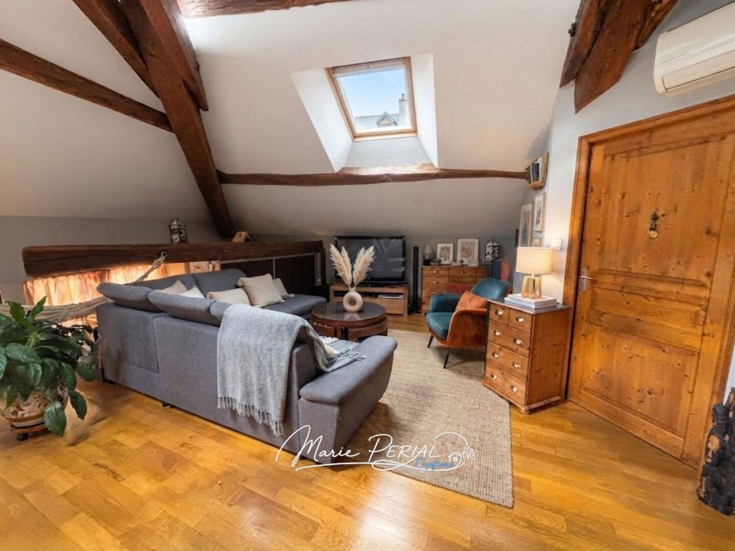 Appartement 3 pièces 85 m² · à Contrexéville · 85 m² · 125 000 €