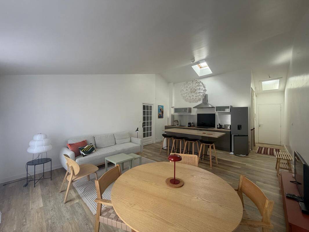 Appartement 1 pièce 46 m² · à La Rochelle · 45,6 m² · 690 €/mois