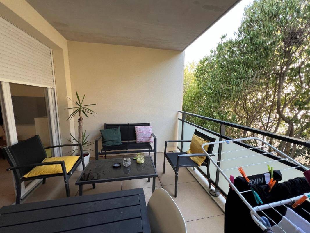 Appartement 3 pièces 64 m² · à Rognac · 64 m² · 998 €