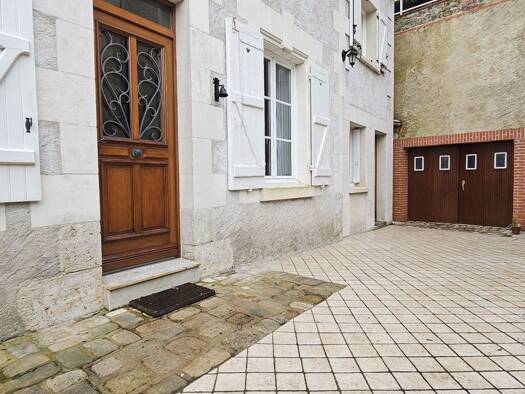 Maison à vendre 209 800 € 3 pièces 2 chambres 72 m² 635 m² de terrain Nord-Nord Est Amboise 37400