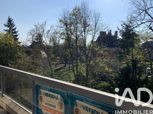 Appartement à vendre 245 000 € 3 pièces 2 chambres 83,3 m² Étage 3/4 Ville Nord Fontainebleau 77300