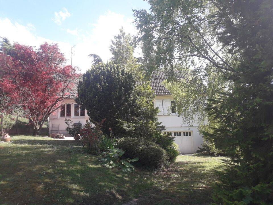 Maison 3 pièces 100 m² · à Follainville-Dennemont · 100 m² · 550 €