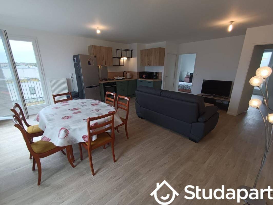 1 pièce 10 m² · à Lille · 10 m² · 540 €/mois