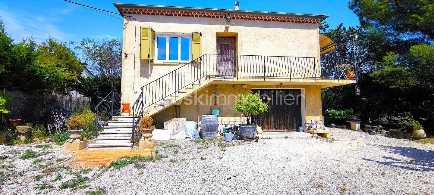 Maison 3 pièces 95 m² · à Rognes · 95 m² · 475 000 €
