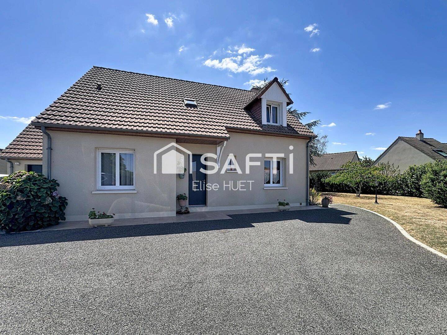 Maison 6 pièces 130 m² · à Juigné-sur-Sarthe · 130 m² · 220 000 €