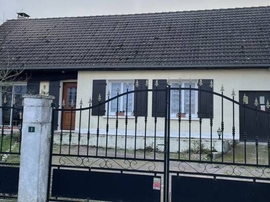 Maison à vendre 148 000 € 6 pièces 5 chambres 120 m² 1 400 m² de terrain Franchesse 03160