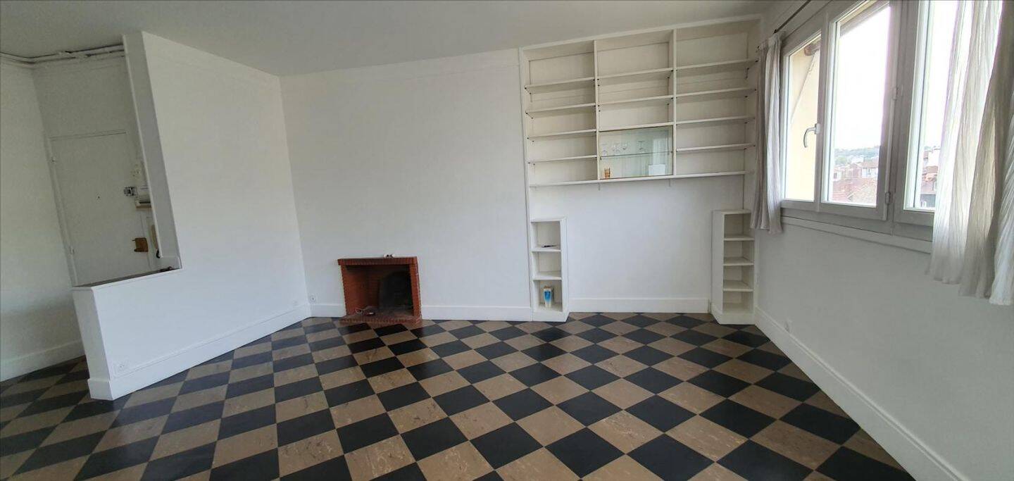 Appartement 4 pièces 79 m² · à Nanterre · 79 m² · 1 570 €/mois