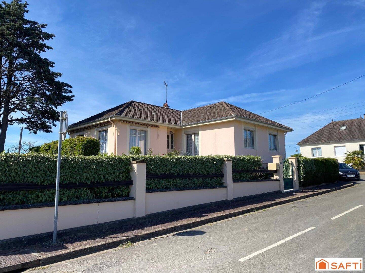 Maison 6 pièces 101 m² · à Fresnay-sur-Sarthe · 101 m² · 143 100 €