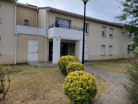 Appartement à louer 599 € 2 pièces 1 chambre 46,5 m² 1er étage Parabelle Ambarès-et-Lagrave 33440