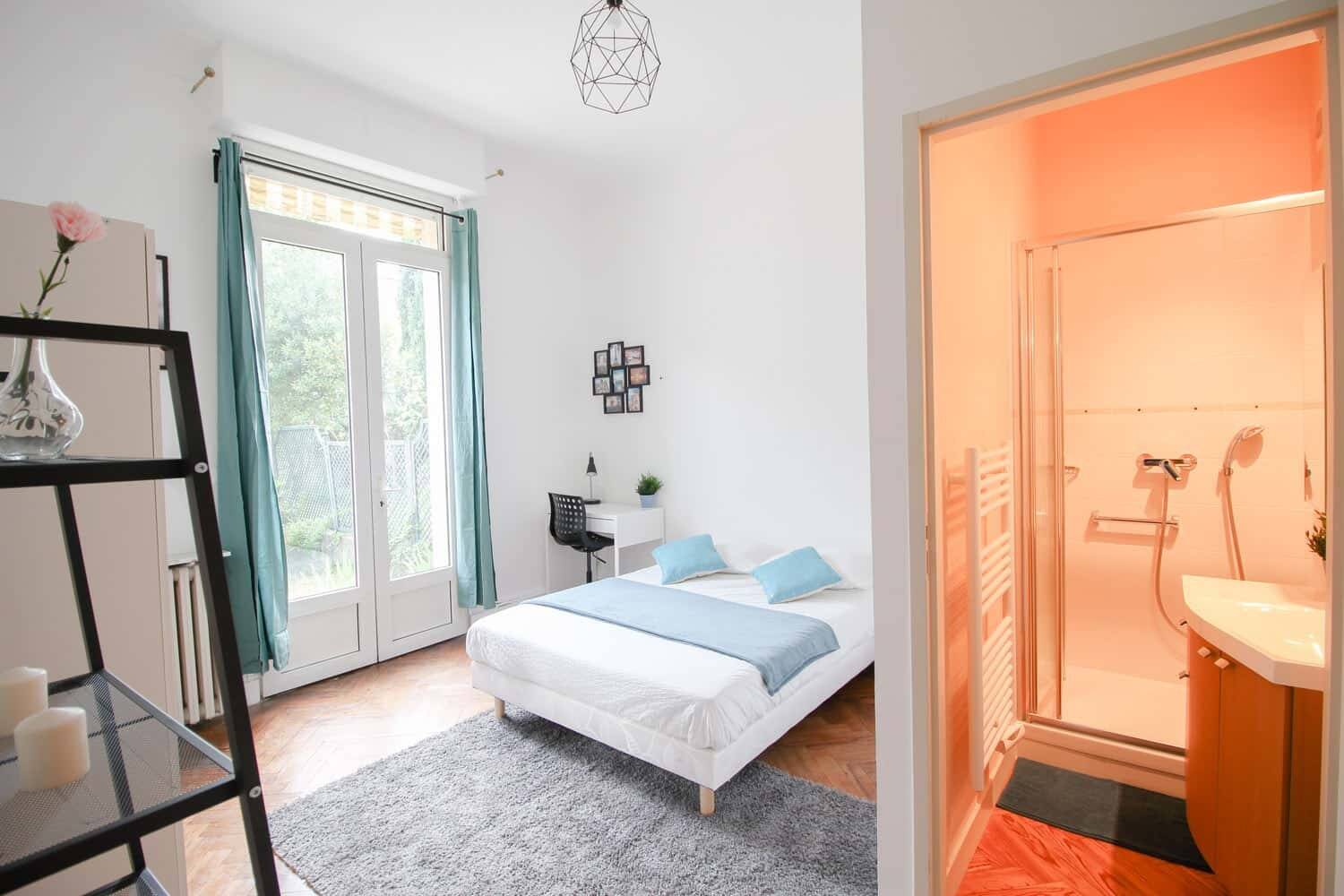 1 pièce 15 m² · à Bordeaux · 15 m² · 836 €/mois