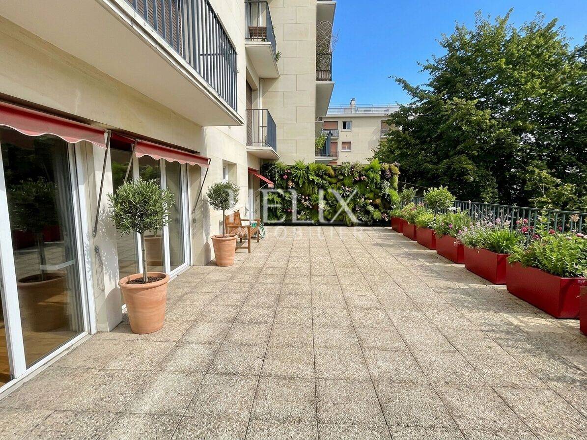 Appartement 3 pièces 80 m² · à Le Vésinet · 80,4 m² · 1 680 €/mois