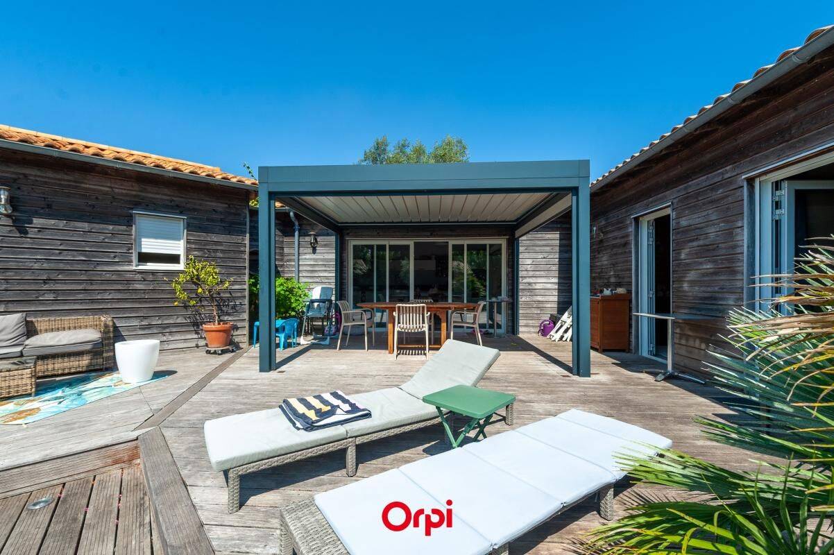 Maison 5 pièces 145 m² · à Sainte-Soulle · 145 m² · 564 300 €