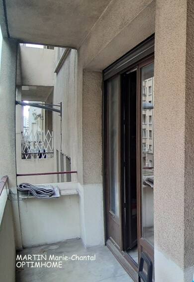 Appartement à vendre 210 000 € 3 pièces 2 chambres 59 m² Étage 2/7 Cinq Avenues Marseille 4ème 13004