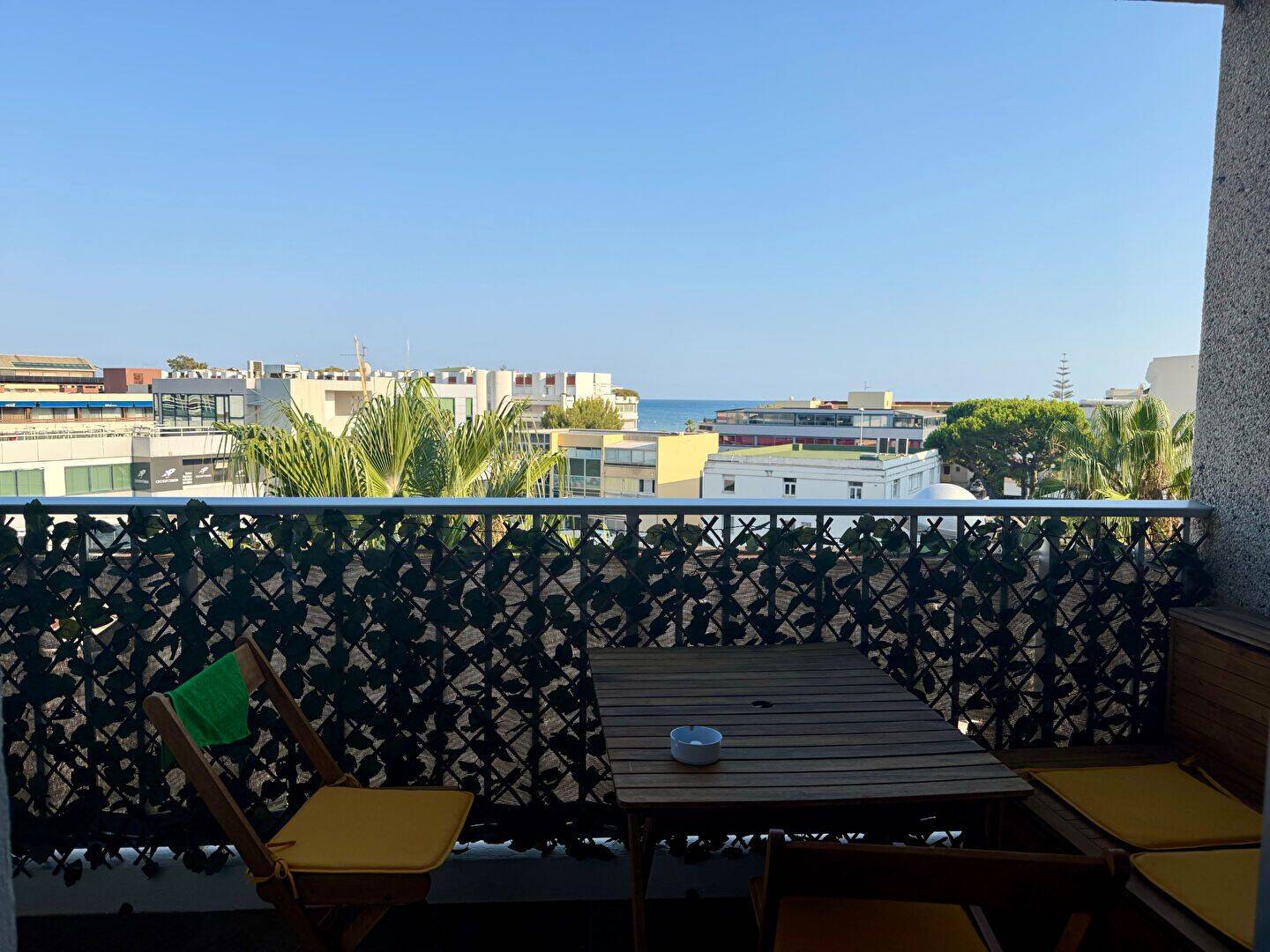 Appartement 1 pièce 33 m² · à Saint-Laurent-du-Var · 33,1 m² · 850 €