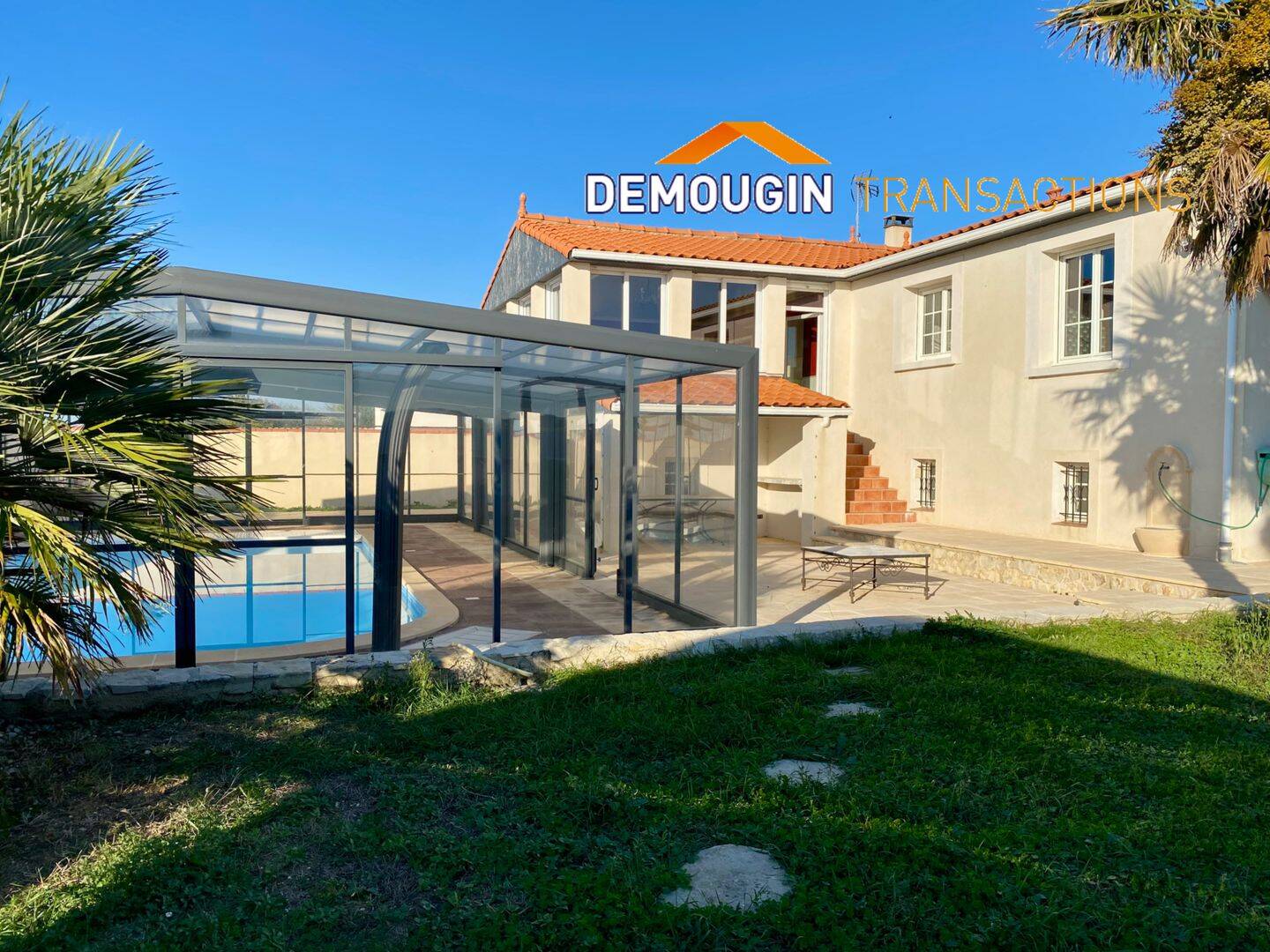 Maison 9 pièces 196 m² · à Esnandes · 196 m² · 573 000 €